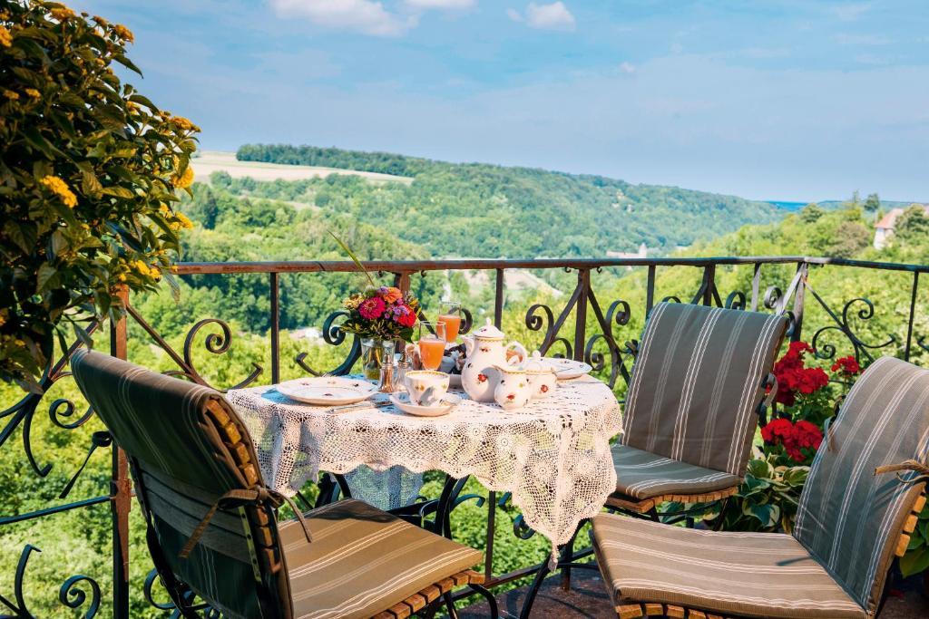 Burghotel Rothenburg ob der Tauber Room photo